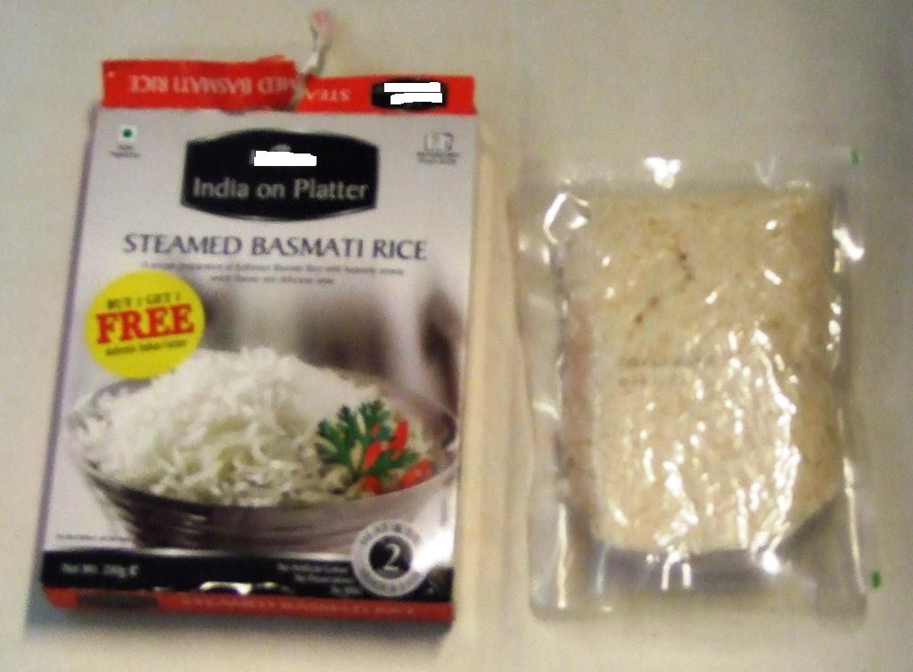 Các chế phẩm từ gạo, kể cả gạo đã nấu chín sơ