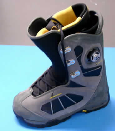 Giày ống trượt tuyết, giày trượt tuyết băng đồng và giày ống gắn ván trượt